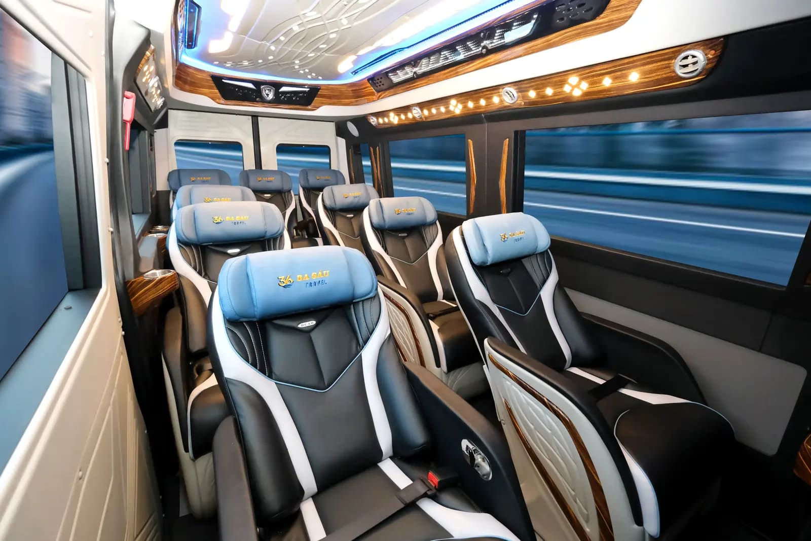 Trải nghiệm limousine sang trọng